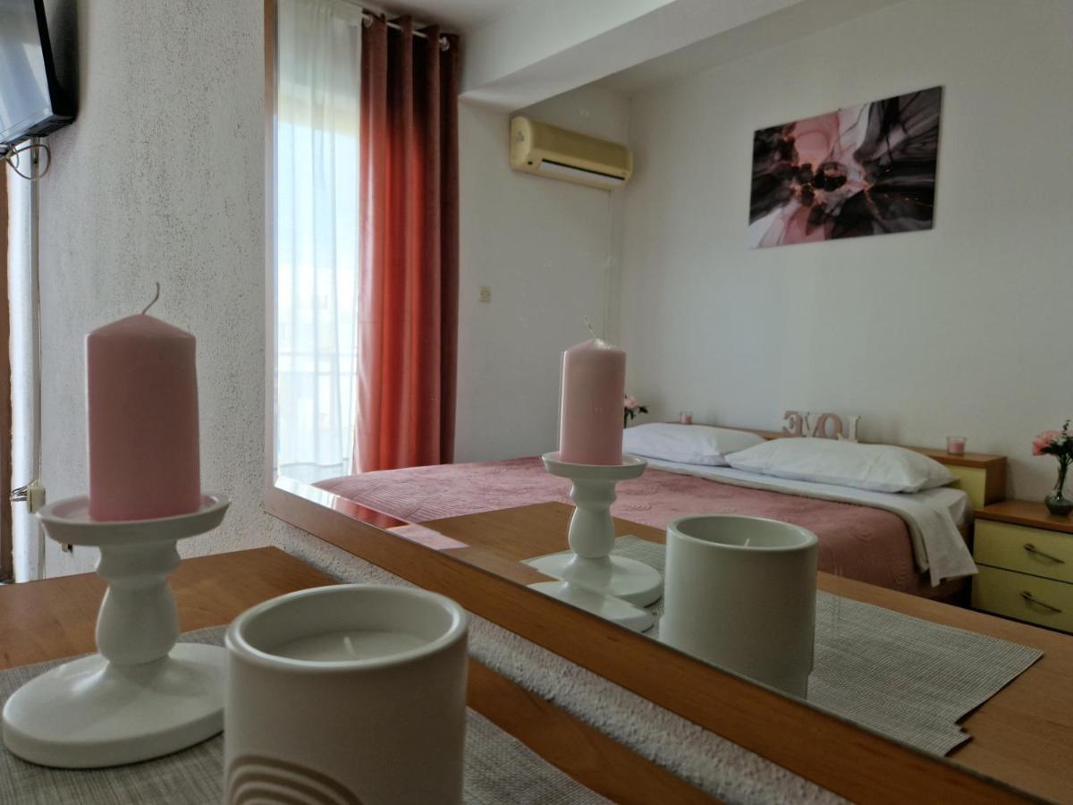 Motel "Tri Lovca" Knin Bagian luar foto